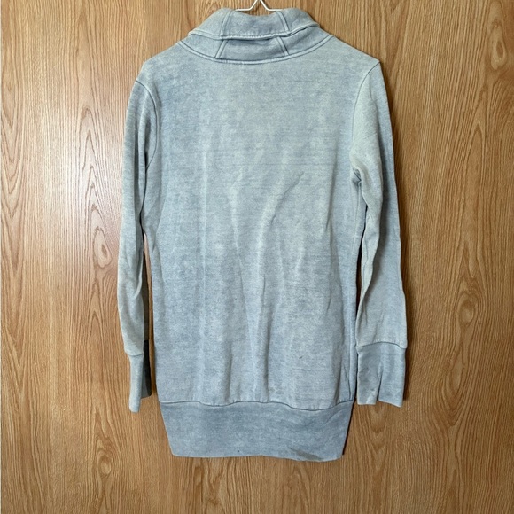 Kavu Gray Deep V-Neck Sweatshirt Soft Brushed Extra Long - Picture 3 of 6